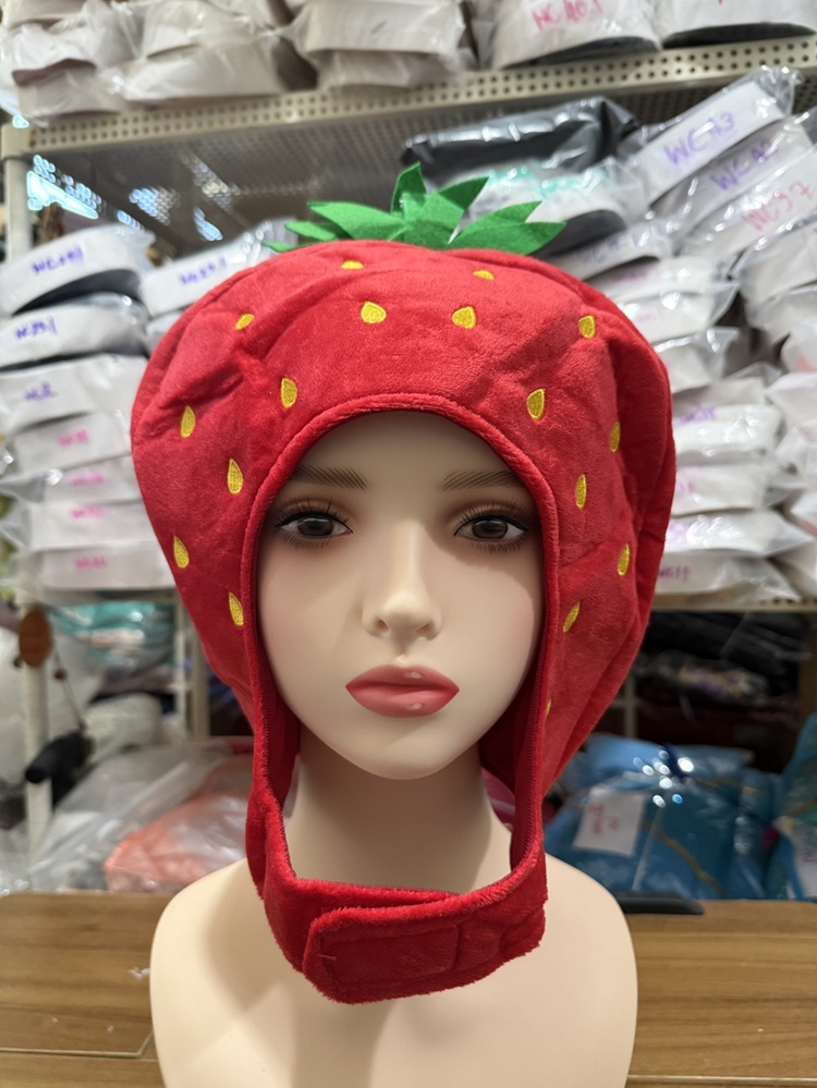 �ٻ�Ҿ���3 �ͧ�Թ��� : 7C320.5 ��ǡʵ���������� ��ǡ����� strawberry Fruit Helmet Costume